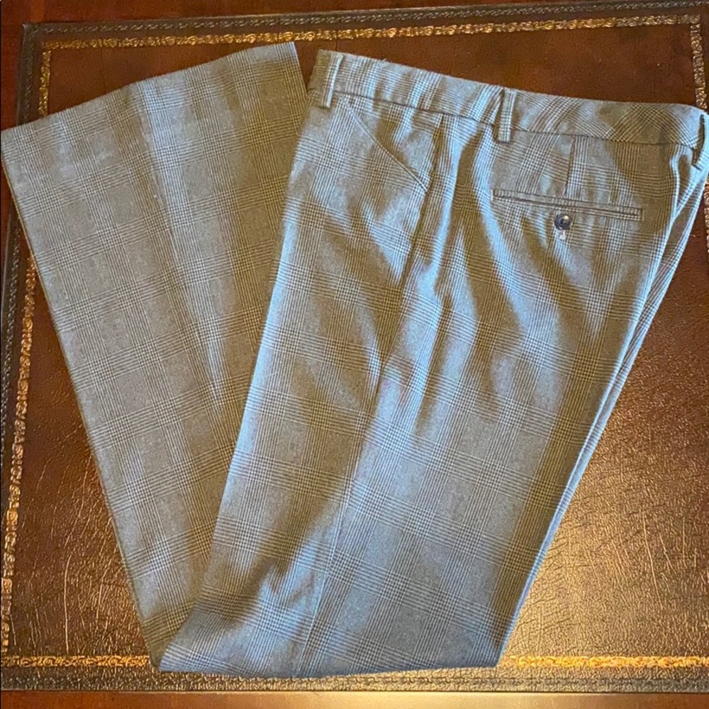 GAP black/gray trousers